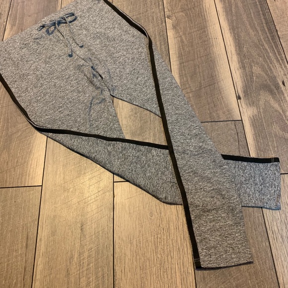 BB Dakota Lounge Sweatpants❤️LAST CHANCE❤️DONATING - Picture 8 of 8